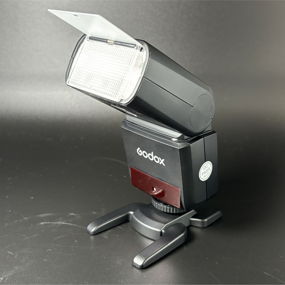 〈中古超美品〉GODOXストロボTT350cキヤノンカメラ用 スマホ/家電/カメラのカメラ(ストロボ/照明)の商品写真