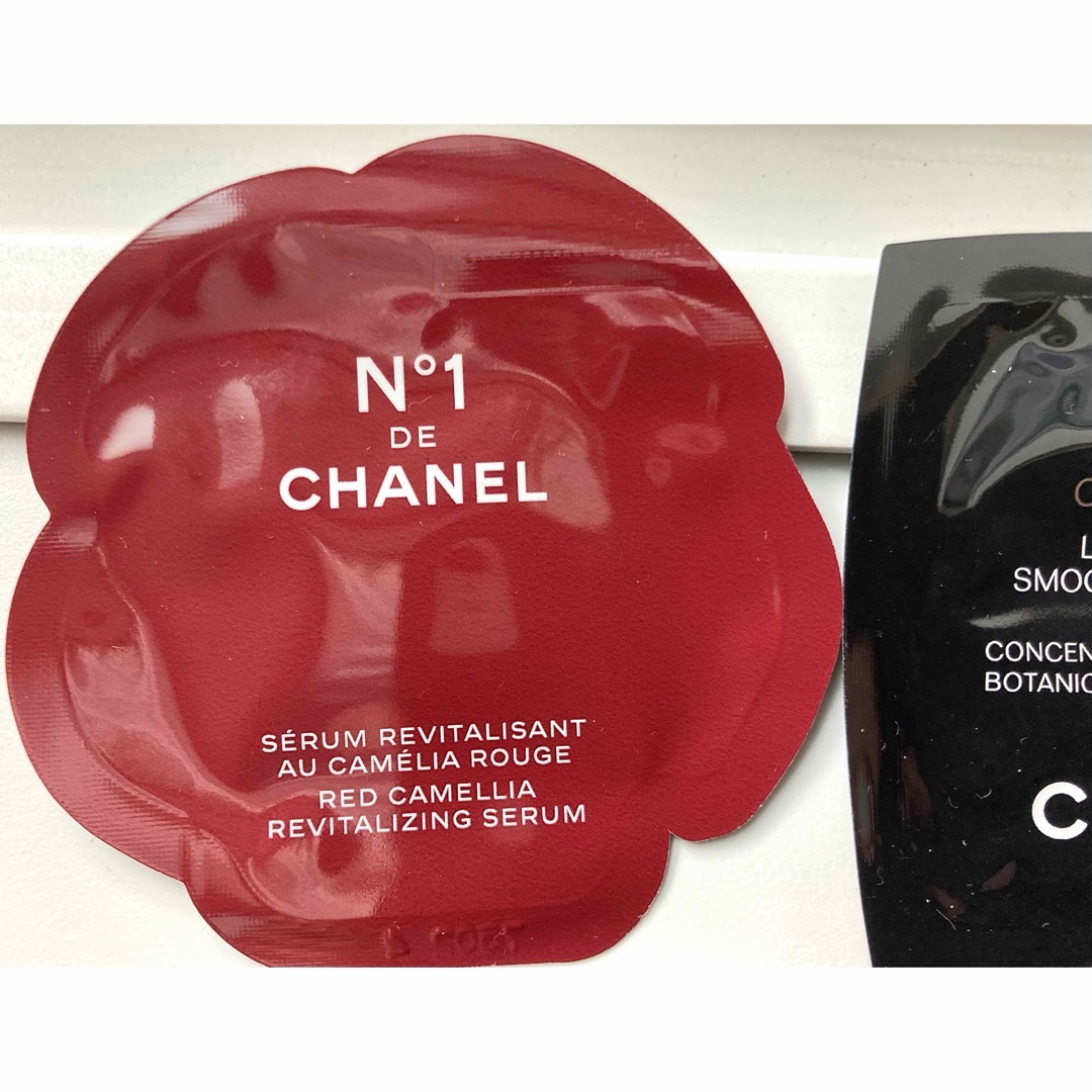 CHANEL(シャネル)のCHANELサンプル美容液等4点新品未使用品 コスメ/美容のスキンケア/基礎化粧品(美容液)の商品写真