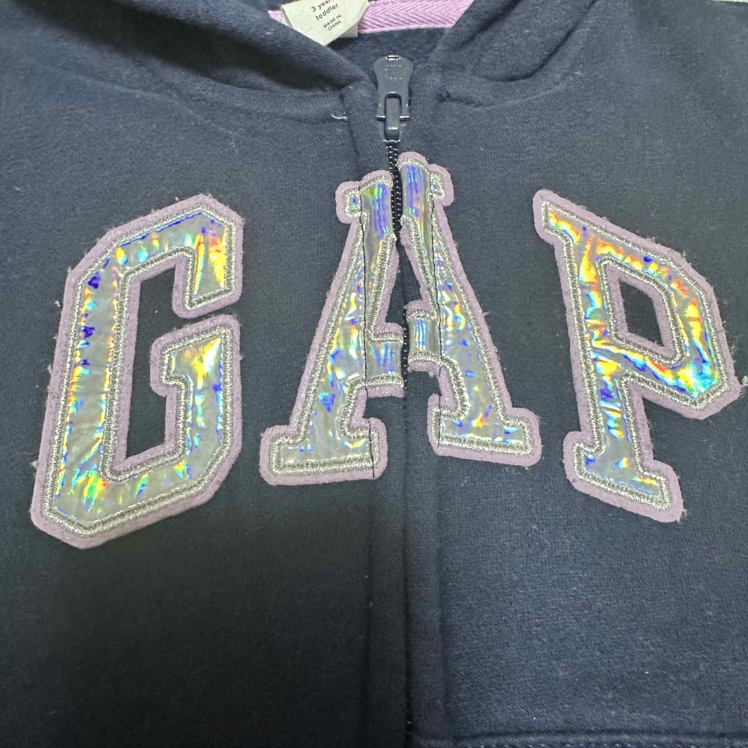 GAP(ギャップ)の【2点セット・美品❤︎】セットアップ　パーカー　ネイビー　オーロラ　キラキラ キッズ/ベビー/マタニティのキッズ服女の子用(90cm~)(ジャケット/上着)の商品写真