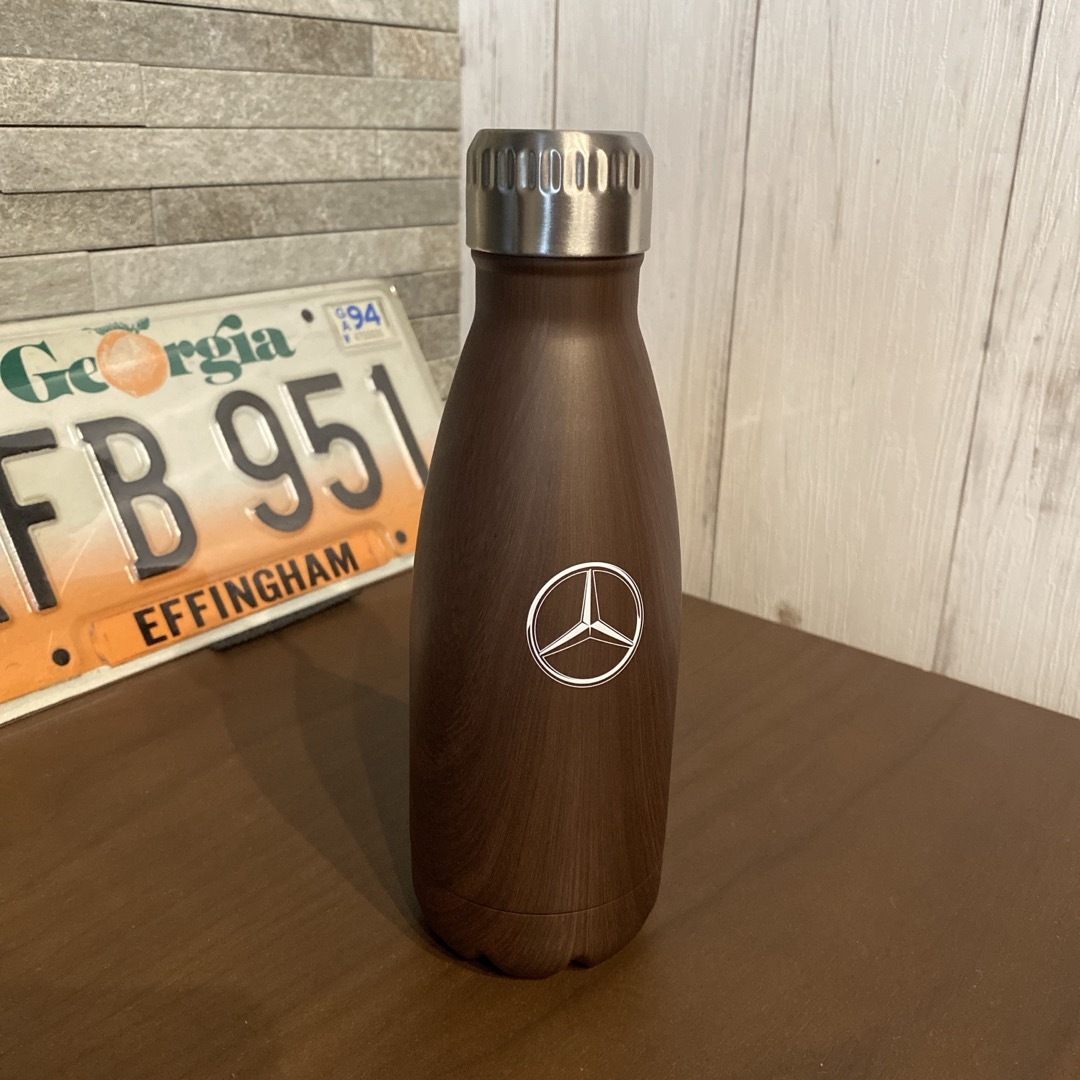 Mercedes-Benz(メルセデスベンツ)のMercedes- Benzオリジナル 真空二層ステンレスボトル インテリア/住まい/日用品のキッチン/食器(タンブラー)の商品写真
