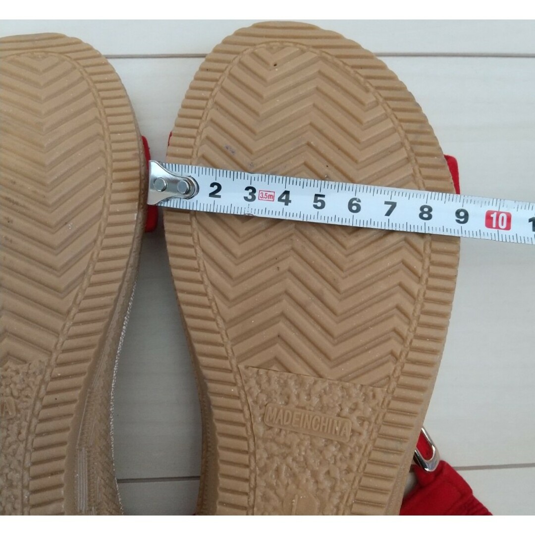 （607）Michaela レッド ウエッジソールサンダル（Lサイズ） レディースの靴/シューズ(サンダル)の商品写真