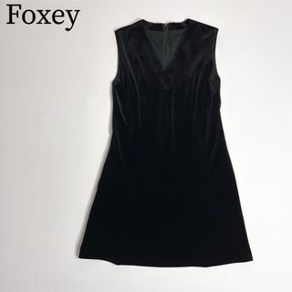 フォクシーニューヨーク(FOXEY NEW YORK)の美品　VELOUR NOIR FOXEY フォクシー　ベロアドレス　ワンピース(ひざ丈ワンピース)