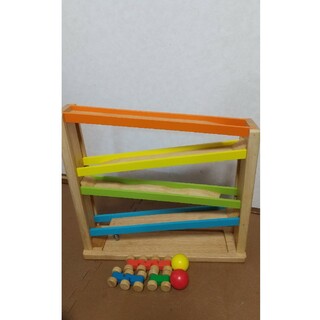 エキサイティングスロープ 木製おもちゃ(知育玩具)