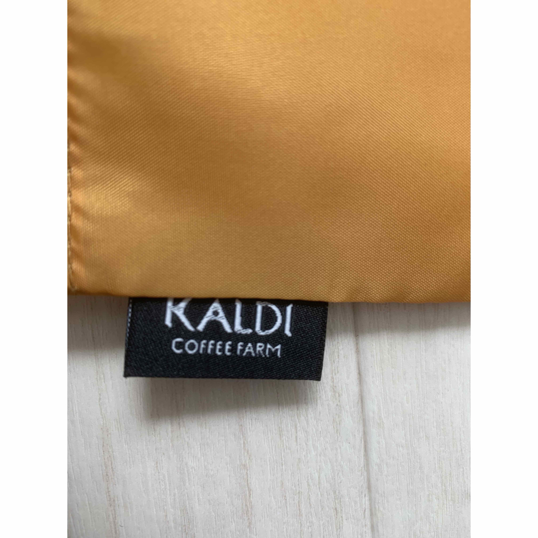 KALDI(カルディ)の伝説柄カルディKALDI 非売品　2個セット折り畳みエコバッグ　新品 レディースのバッグ(エコバッグ)の商品写真