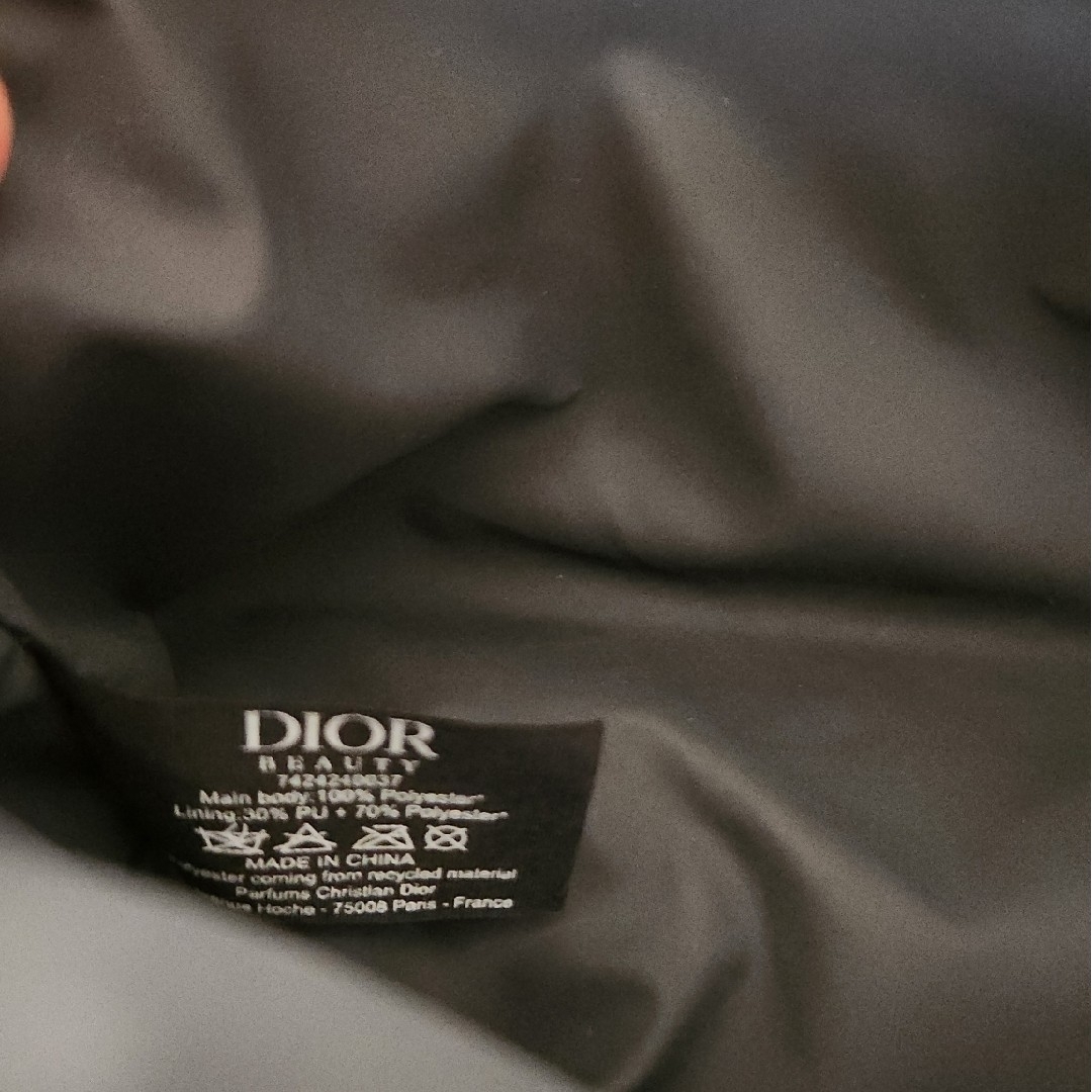 Dior(ディオール)の未使用・美品 dior ノベルティポーチ レディースのファッション小物(ポーチ)の商品写真