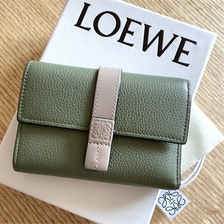 LOEWE - 美品✨ロエベ 折り財布 バーティカルウォレット ミディアム 
