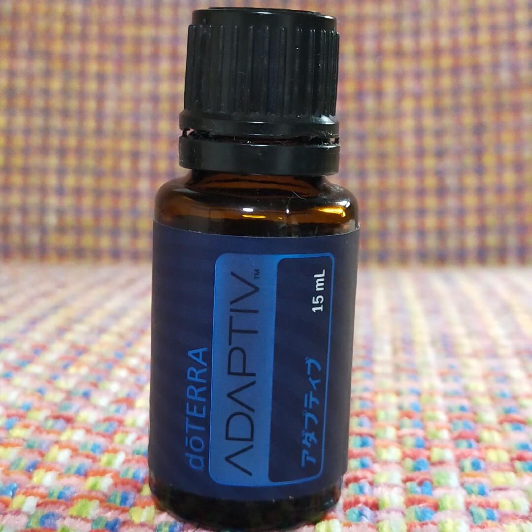 doTERRA(ドテラ)のdoTERRA　ドテラ　アダプティブ　 エッセンシャルオイル　15ml コスメ/美容のリラクゼーション(アロマグッズ)の商品写真