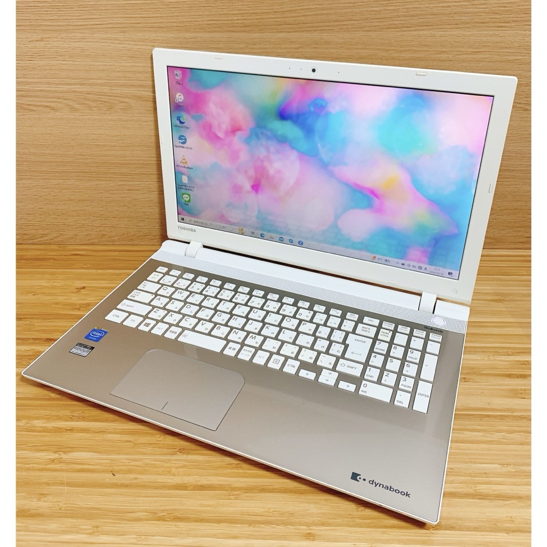 1台限り✨極美品✨カメラ付PC✨ノートパソコン　人気の薄型モデル✨高年式✨大容量 スマホ/家電/カメラのPC/タブレット(ノートPC)の商品写真