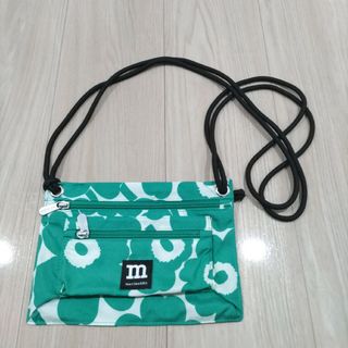 マリメッコ(marimekko)のマリメッコ　サコッシュ　グリーン　ショルダーバッグ(ショルダーバッグ)