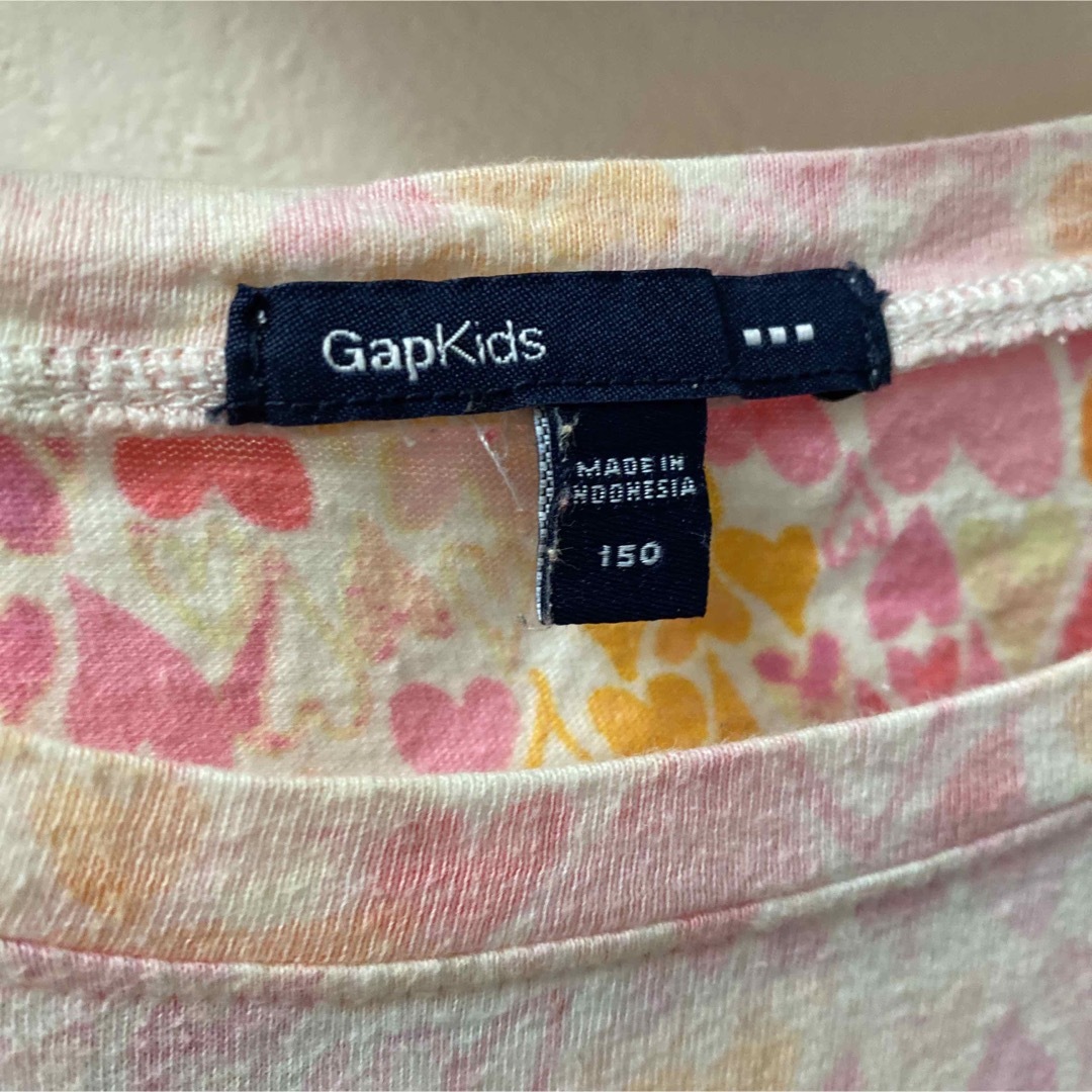 GAP Kids(ギャップキッズ)のGAPkids   半袖　パフスリーブ　ハートTシャツ キッズ/ベビー/マタニティのキッズ服女の子用(90cm~)(Tシャツ/カットソー)の商品写真