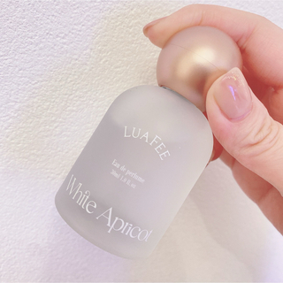 LUAFEE Whiteapricot ホワイトアプリコット 香水(香水(女性用))