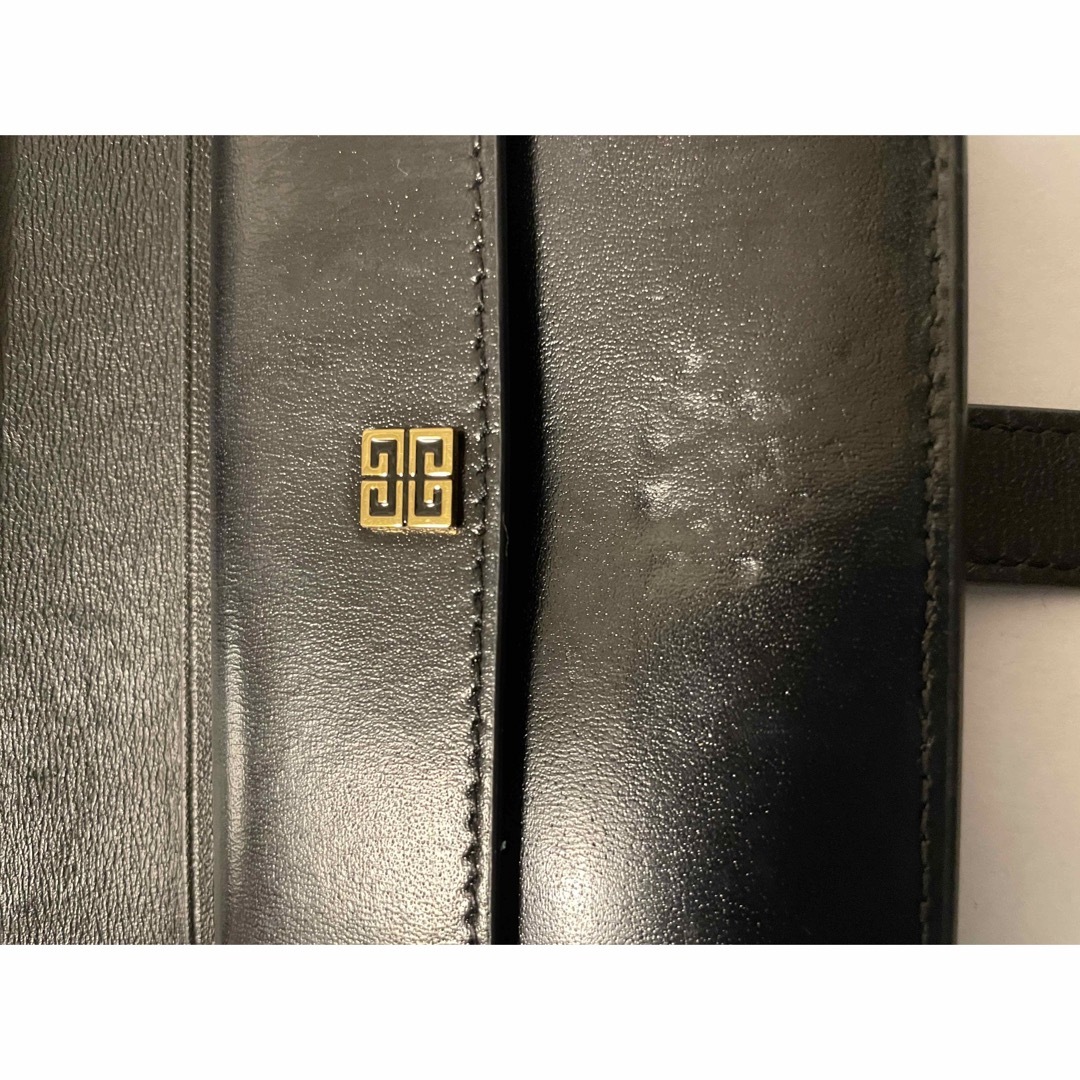 GIVENCHY(ジバンシィ)のジバンシー　レディース財布　ブラックゴールド レディースのファッション小物(財布)の商品写真