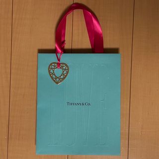 ティファニー(Tiffany & Co.)のティファニー ホワイトデー限定 ショッパー チャーム 付き(ショップ袋)