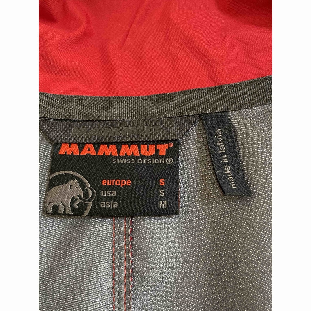 Mammut(マムート)のMAMMUT マムート　マウンテンパーカー　アルティメイトライトジャケット スポーツ/アウトドアのアウトドア(登山用品)の商品写真
