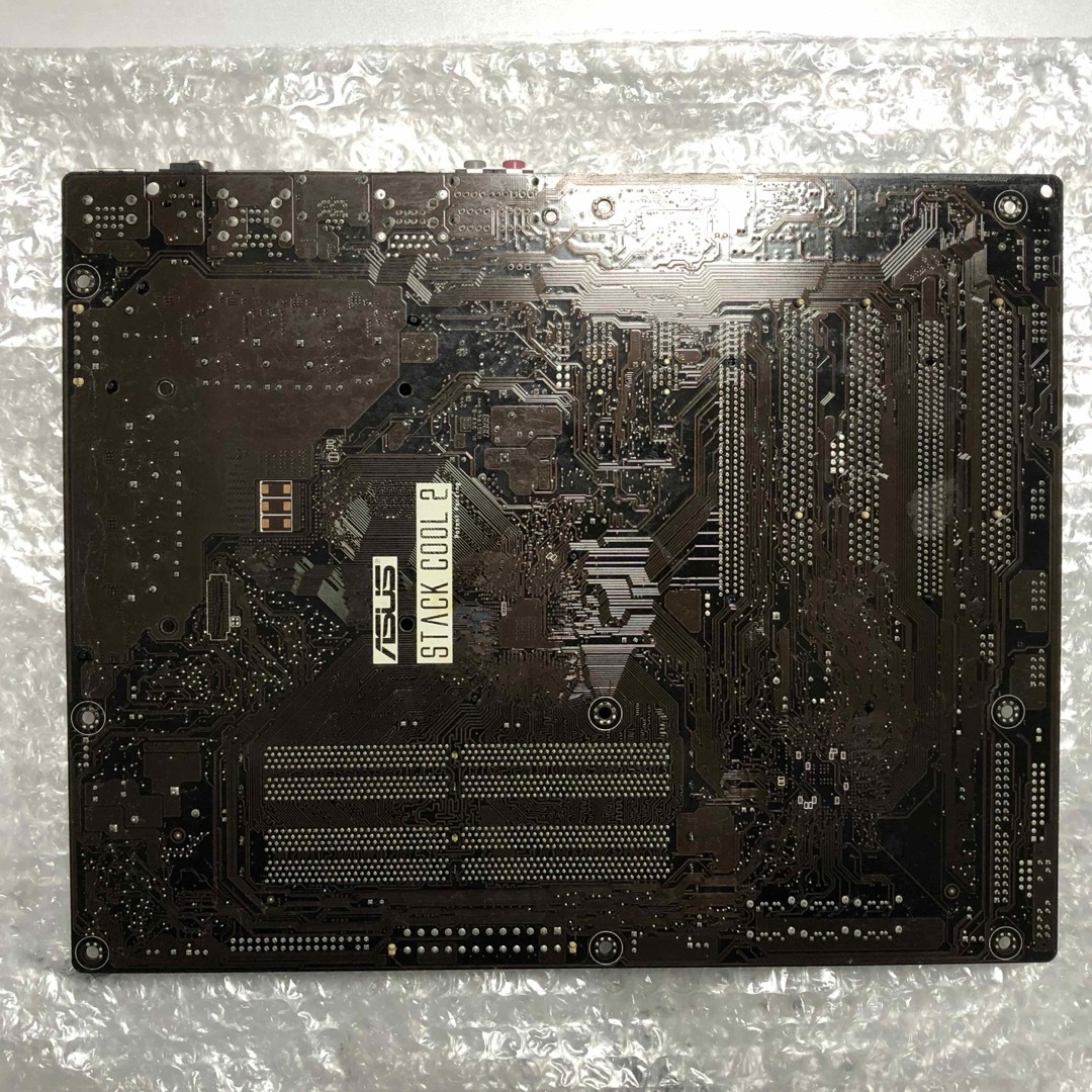 ASUS(エイスース)のASUS マザーボード P5K-E CPU Q9450 &メモリ 4G付 スマホ/家電/カメラのPC/タブレット(PCパーツ)の商品写真