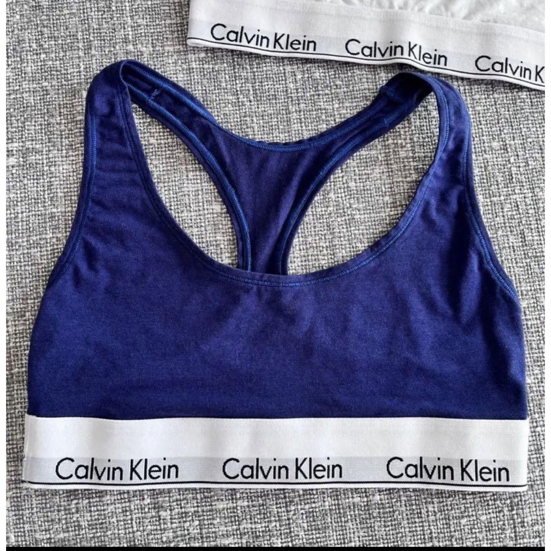 Calvin Klein(カルバンクライン)の美品 新品未使用 未着用 カルバンクライン レディース スポブラ 下着 S 2点 レディースの下着/アンダーウェア(その他)の商品写真