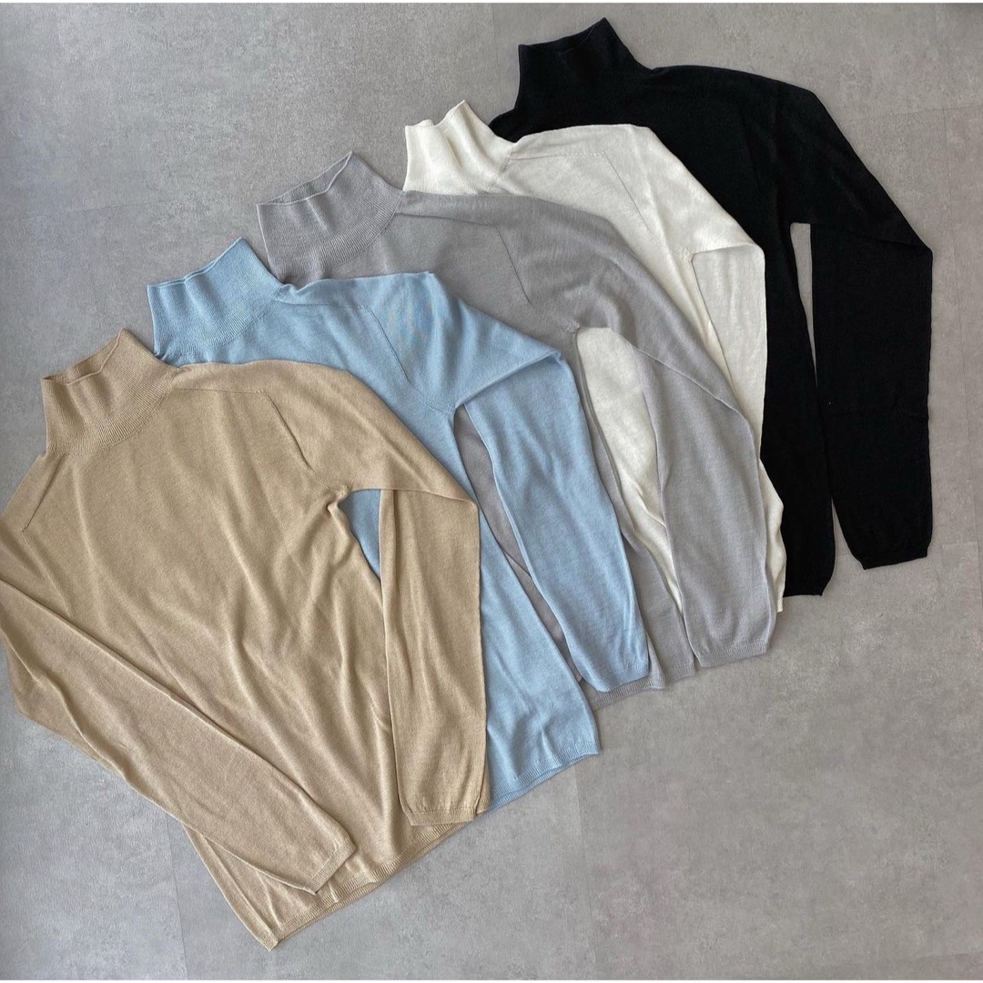 Lohen ホールガーメントシアーハイネックニット　白 レディースのトップス(ニット/セーター)の商品写真
