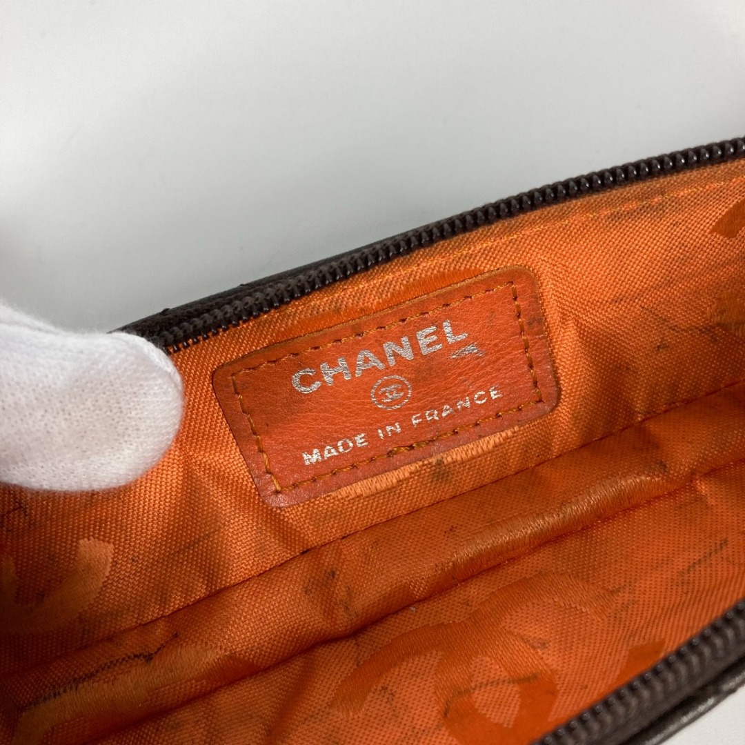 CHANEL(シャネル)のシャネル CHANEL CC ココマーク カンボンライン 筆箱 ステーショナリー ペンケース レザー ブラウン インテリア/住まい/日用品の文房具(ペンケース/筆箱)の商品写真