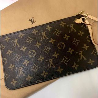 LOUIS VUITTON - 【LOUIS VUITTON】ルイヴィトン　ネヴァーフルポーチ　美品