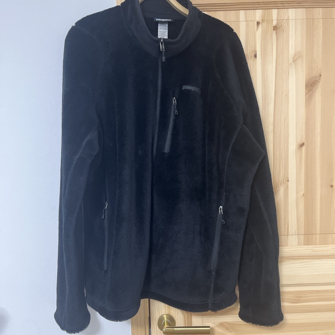 patagonia(パタゴニア)のパタゴニア　R4ジャケット メンズのジャケット/アウター(その他)の商品写真