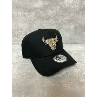 ニューエラー(NEW ERA)のニューエラ シカゴブルズ シルバーメタルバッジロゴ スナップバックキャップ(キャップ)