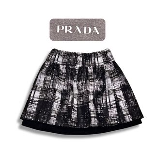 PRADA - PRADA プラダ タグ付き チェック柄 シルク フレア ひざ上丈 スカート ブラック ホワイト size 38S ほぼ未使用