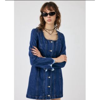 マウジー(moussy)のmoussy SCOOP NECK DENIM MINI ドレス　デニムワンピ(ミニワンピース)