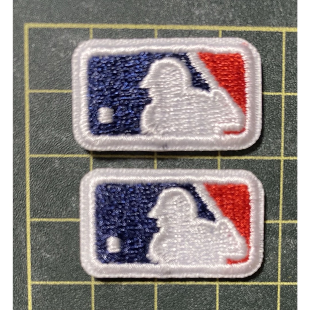 MLB チーム　アイロン　刺繍ワッペン　 2枚　ロサンゼルス　ドジャース スポーツ/アウトドアの野球(その他)の商品写真