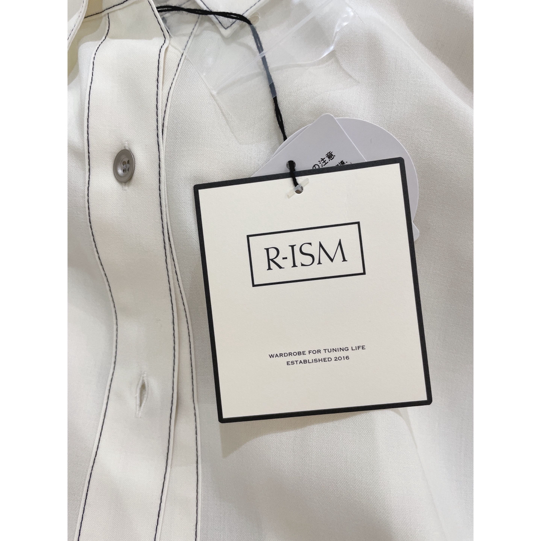 R-ISM メッセージプリントシャツ　 レディースのトップス(シャツ/ブラウス(長袖/七分))の商品写真