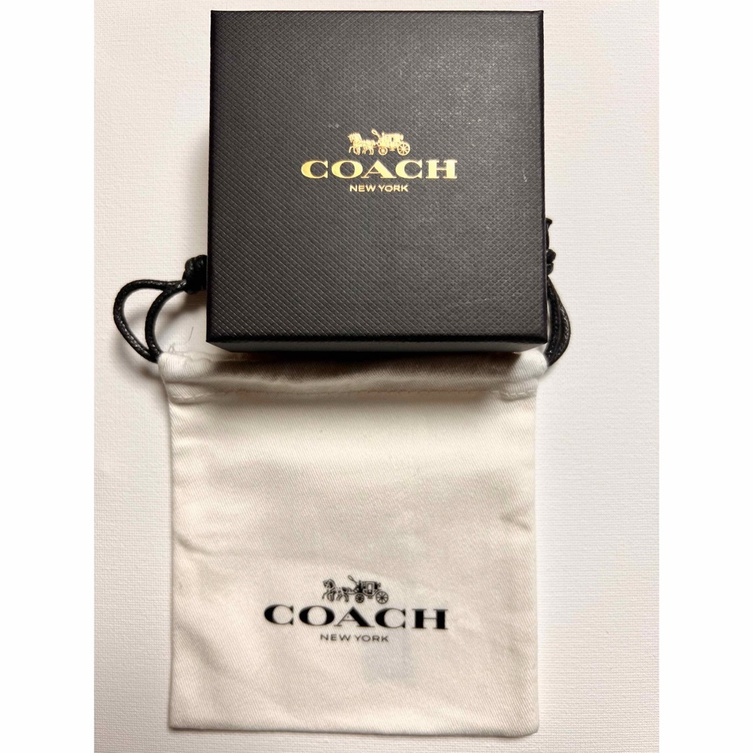 COACH(コーチ)のCOACH❁﻿コーチフープピアス❁﻿新品未使用 レディースのアクセサリー(ピアス)の商品写真
