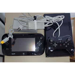 ウィーユー(Wii U)のWii U ＋ Wii U pro コントローラー(家庭用ゲーム機本体)