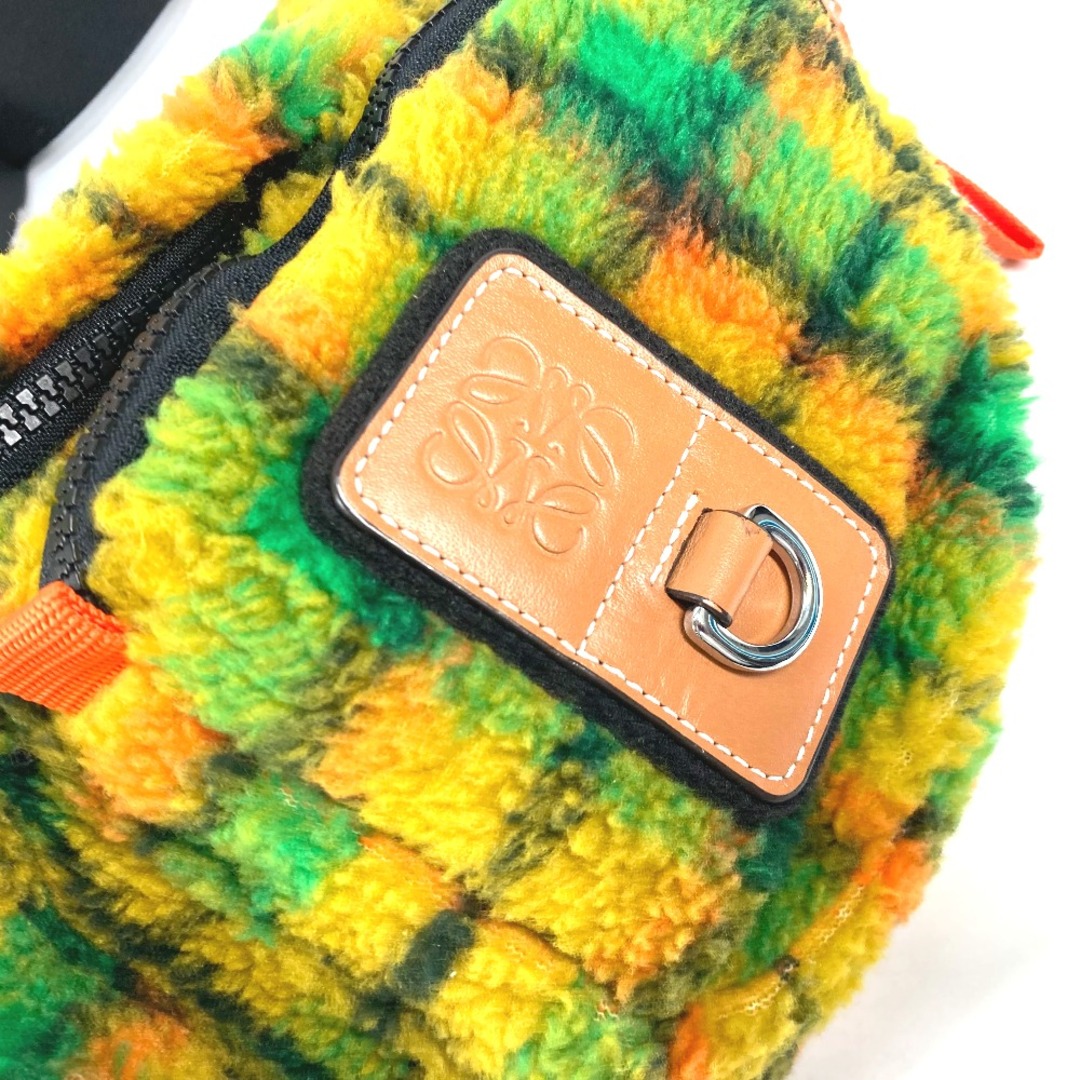 LOEWE(ロエベ)のロエベ LOEWE ボア チェック アナグラム ウエストバッグ カバン クロス ベルトバッグ ボディバッグ ファー マルチカラー 美品 メンズのバッグ(ボディーバッグ)の商品写真