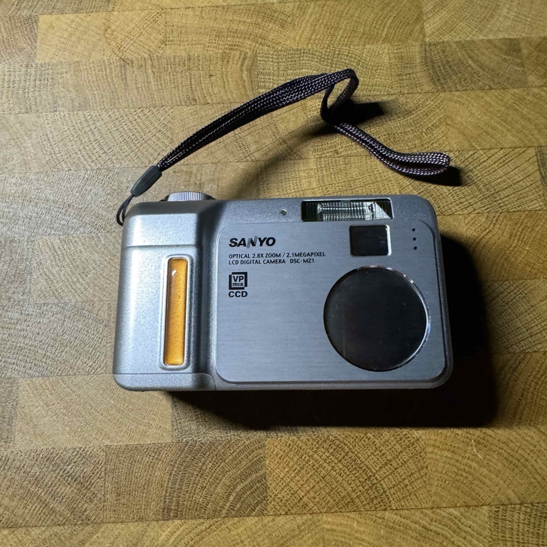 SANYO(サンヨー)のSANYO Still&Motion DSC-MZ1 スマホ/家電/カメラのカメラ(コンパクトデジタルカメラ)の商品写真