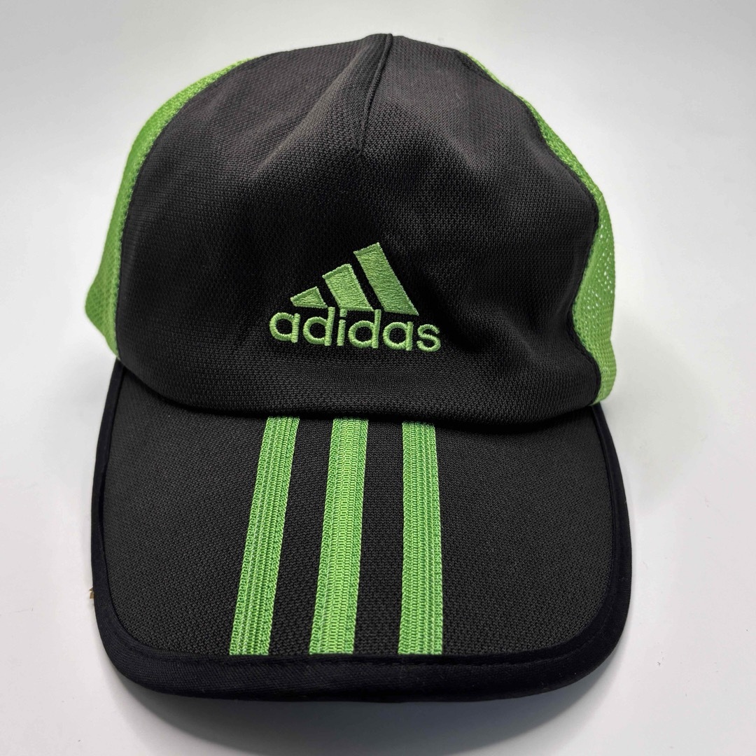 adidas(アディダス)のアディダス メッシュ　スナップバック キャップ　帽子　グリーン×ブラック メンズの帽子(キャップ)の商品写真