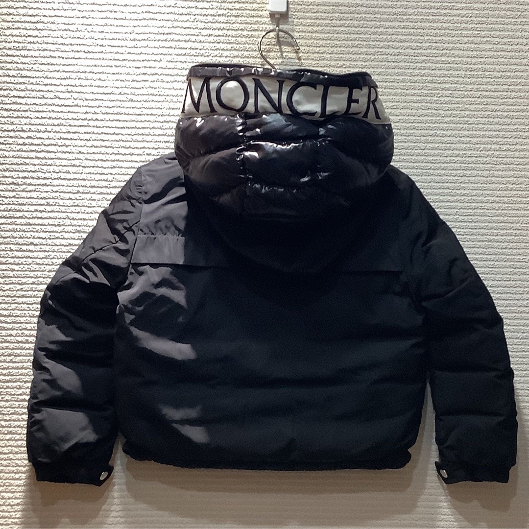 MONCLER(モンクレール)の18年製 モンクレール MONCLER  ダウンジャケット ブラック 黒  キッズ/ベビー/マタニティのキッズ服男の子用(90cm~)(ジャケット/上着)の商品写真