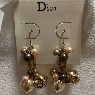 Dior(ピアス)のフリマアイテム一覧 Dior(ピアス)のフリマアイテム一覧