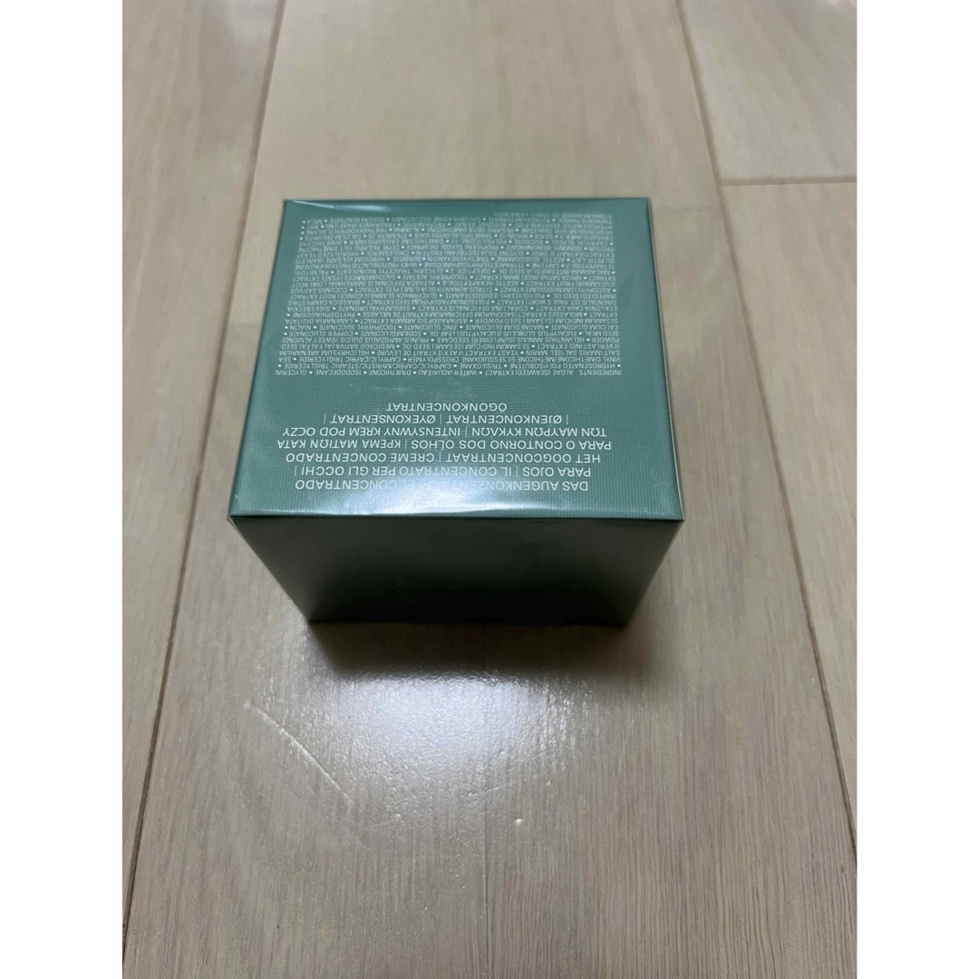 DE LA MER(ドゥラメール)の新品未使用　ドゥ・ラ・メール ザ・アイ コンセントレート15ml コスメ/美容のスキンケア/基礎化粧品(アイケア/アイクリーム)の商品写真