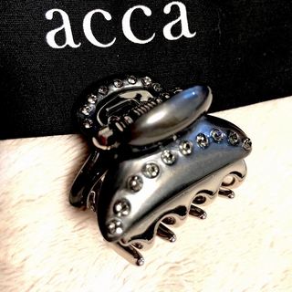 アッカ(acca)のアッカacca 大人気♡ティアラクイーン♡Sサイズ♡グレー♡ビジューヘアクリップ(バレッタ/ヘアクリップ)