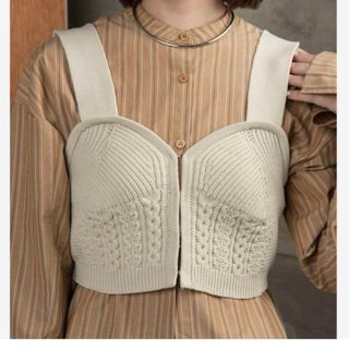 ラウジー(lawgy)のlawgy  front hook knit bustier(ベスト/ジレ)