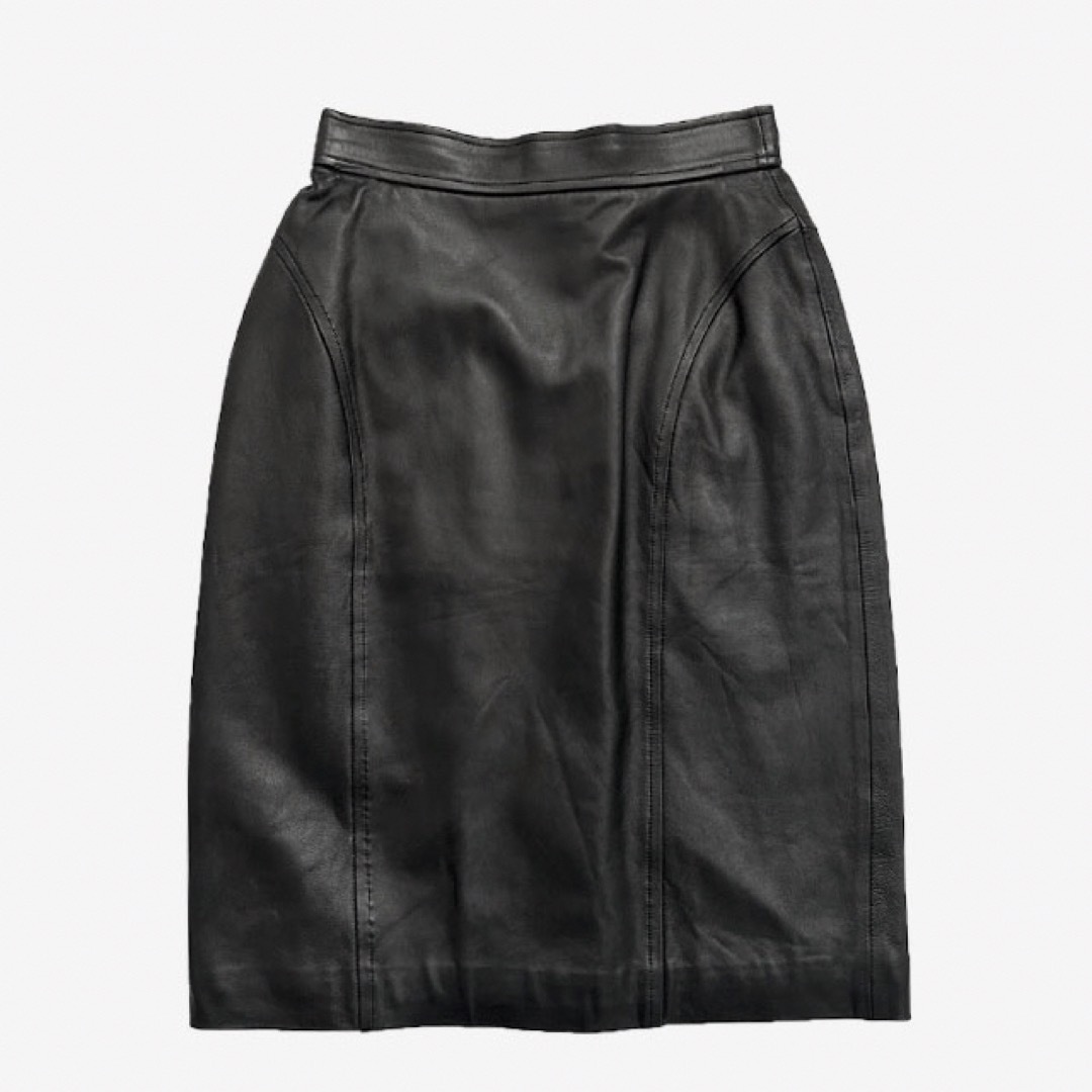 YUKI BELLE FEMME ブラック レザー タイト スカート レディースのスカート(ひざ丈スカート)の商品写真
