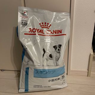 ロイヤルカナン(ROYAL CANIN)のROYALCANIN 6.8kg(ペットフード)