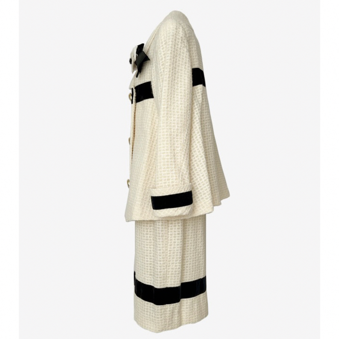 定価19万 MUSEE D'UJI ミューゼドウジ ジャケット スカート スーツ レディースのフォーマル/ドレス(スーツ)の商品写真