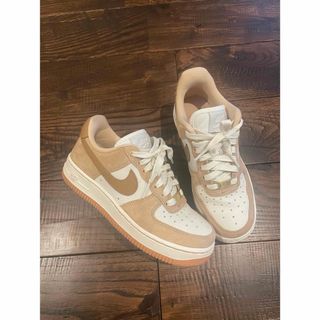 ナイキ(NIKE)のNIKEエアーフォース ベージュカラー22.5センチ(スニーカー)