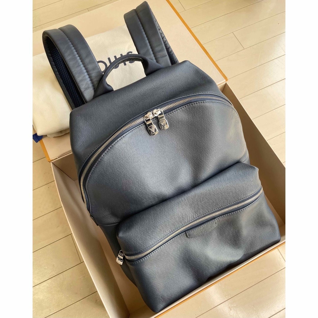 LOUIS VUITTON(ルイヴィトン)のLouis Vuitton Discovery Taiga バックパック メンズのバッグ(バッグパック/リュック)の商品写真