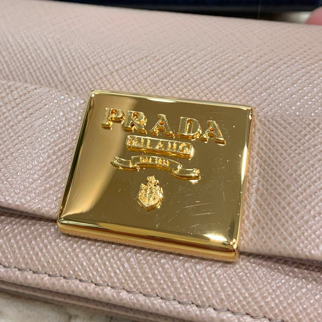 PRADA(プラダ)の☆未使用品☆PRADA サフィアーノ カードケース リボン ピンクベージュ レディースのファッション小物(名刺入れ/定期入れ)の商品写真