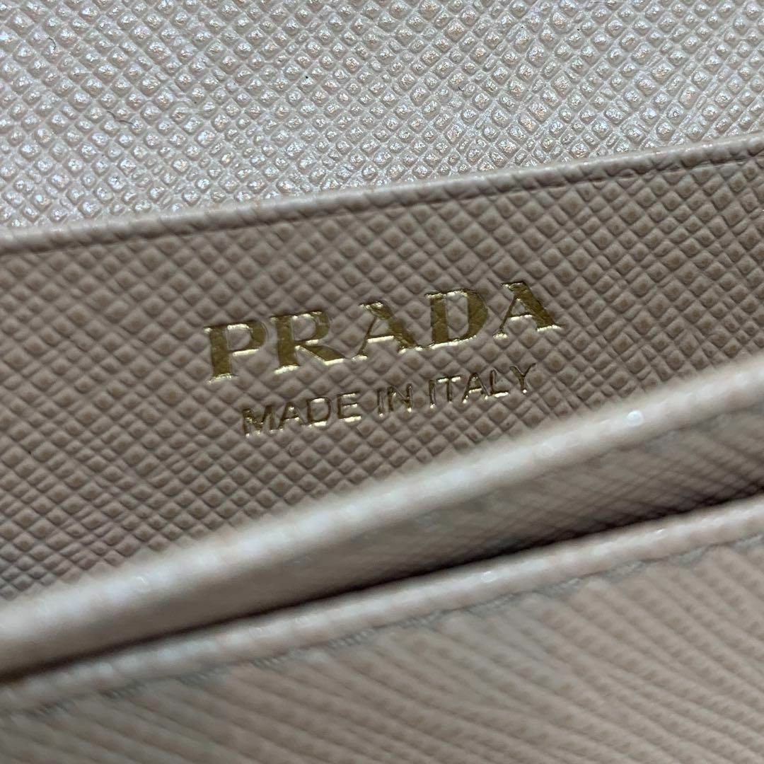 PRADA(プラダ)の☆未使用品☆PRADA サフィアーノ カードケース リボン ピンクベージュ レディースのファッション小物(名刺入れ/定期入れ)の商品写真