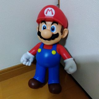 スーパーマリオ　ビッグアクションフィギュア　マリオ