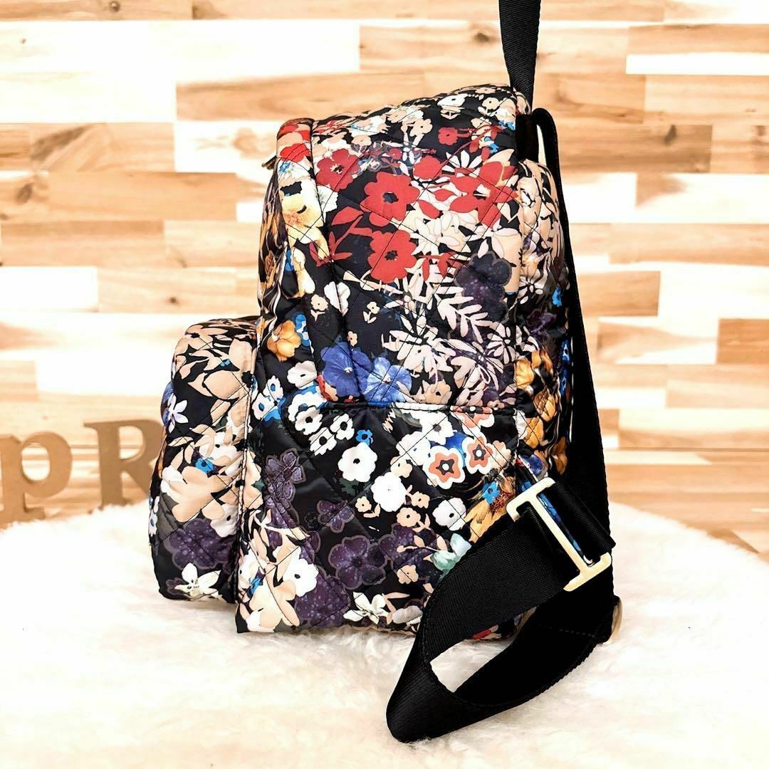 LeSportsac(レスポートサック)の【レスポートサック】フローラル キルティング リュック フラワー 花柄 カラフル レディースのバッグ(リュック/バックパック)の商品写真