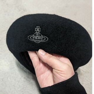 ヴィヴィアンウエストウッド(Vivienne Westwood)の最終大幅値下げ Vivienne Westwood ベレー帽 ブラック(ハンチング/ベレー帽)