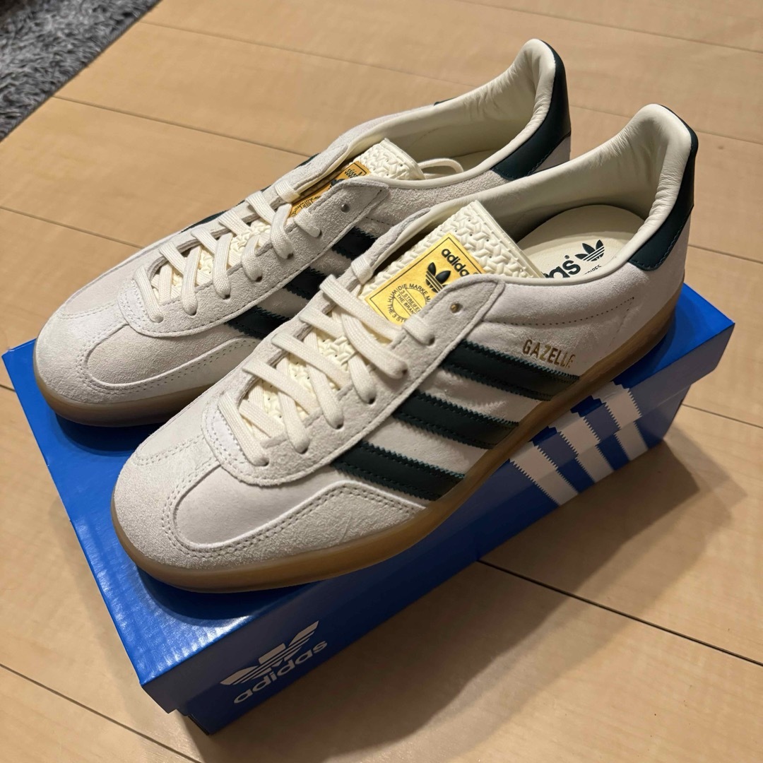 adidas(アディダス)のadidas Gazelle indoor ガゼル インドア IH7502 メンズの靴/シューズ(スニーカー)の商品写真